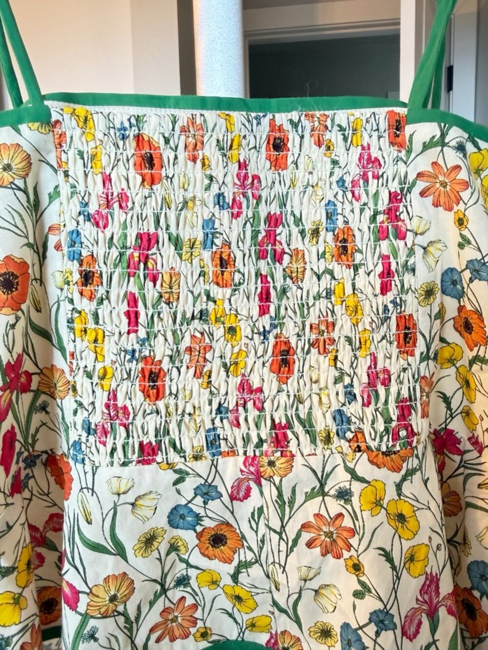 VICI Floral Tie-Strap Fitted Top Size S Multicolor Green Trim NWOT - Picture 6 of 10